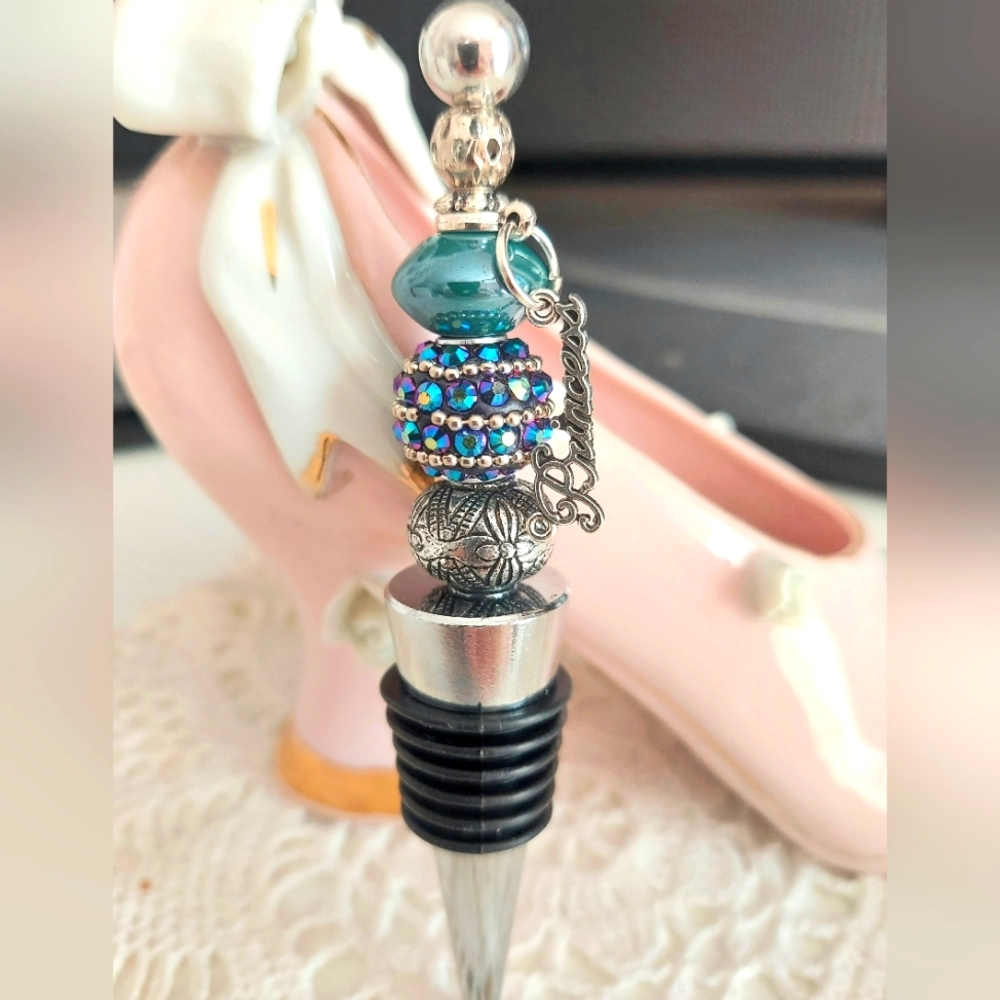 Beautiful Wine Bottle Stopper